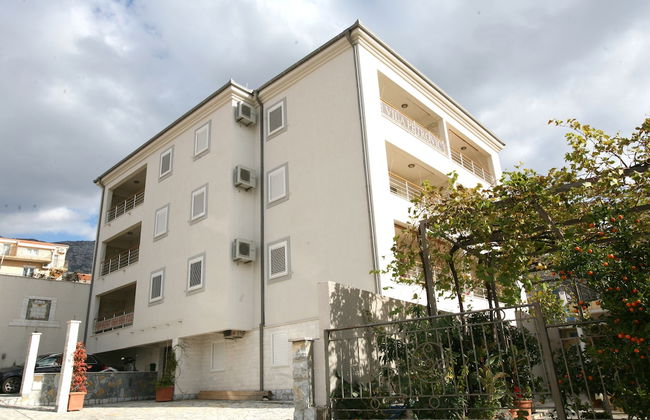 Vila Petrovic - Foto 1