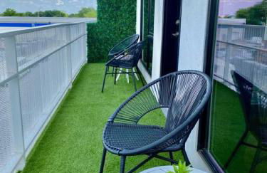 CHIC Modern Nashville Condo POOL, PATIO, PARKING - Foto 13