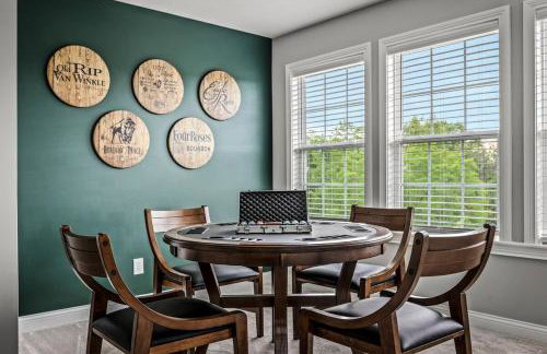 Spacious Home 4BR Fire Pit, Patio Hot Tub - Foto 5