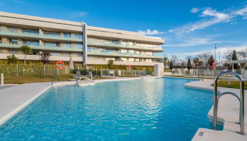 Newly Built 3 BDRM Luxury Apt Close to the Beach - Photo 3