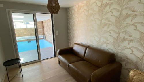 Villa avec piscine couverte et proche de la mer - Foto 4