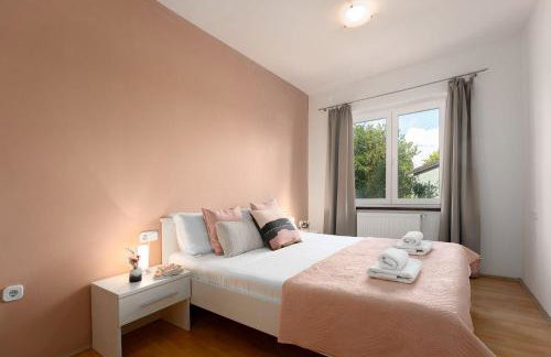 Haustierfreundliche Villa mit Privatpool, Panoramablick und freien Eintritt ins Ferienresort Lanterna - Foto 24