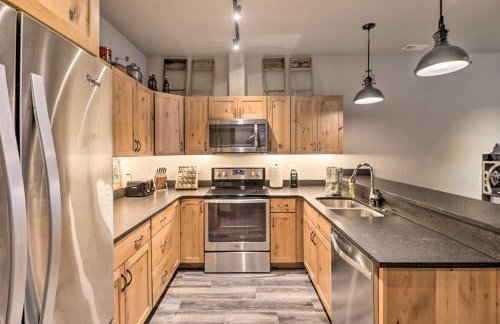 Cozy Columbia Falls Condo with Private Balcony! - Foto 11