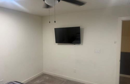 Luxury 5BR Maricopa Home with Private Heated Pool and Year Round Hot Tub - Photo 50