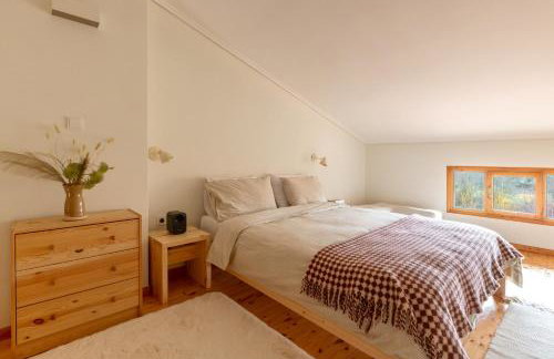 VYTINA LOFTS - Cozy 2-Level Loft Apartments with Fireplace & Mountain Views - Photo 39