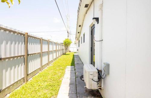 Private Double Room Near Miami Clinics - Photo 24