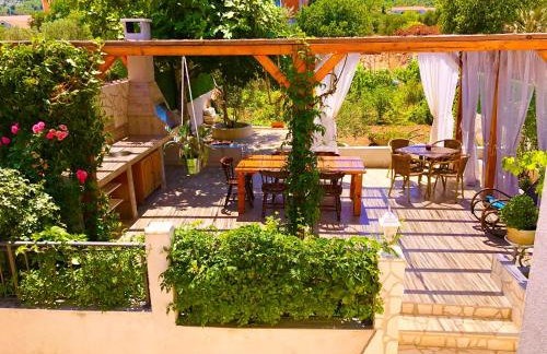 House GITA - Photo 25