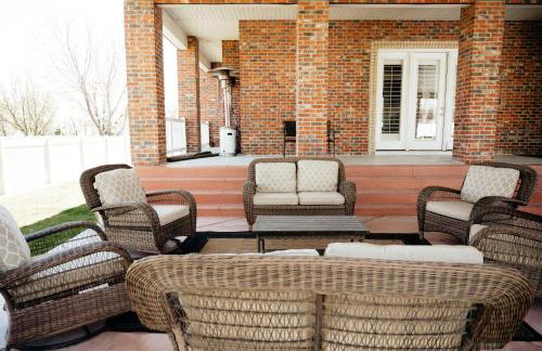 Large & Spacious Home, Sleeps 23+ near SLC - Foto 61