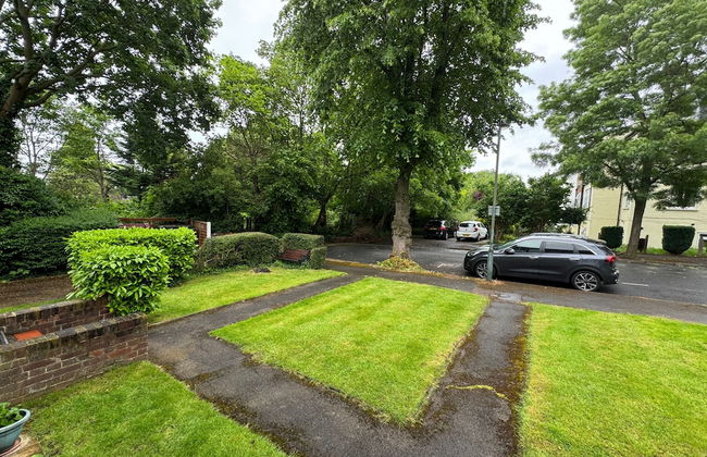 Lovely 2 Bedrooms Flat in South Sutton - Foto 15