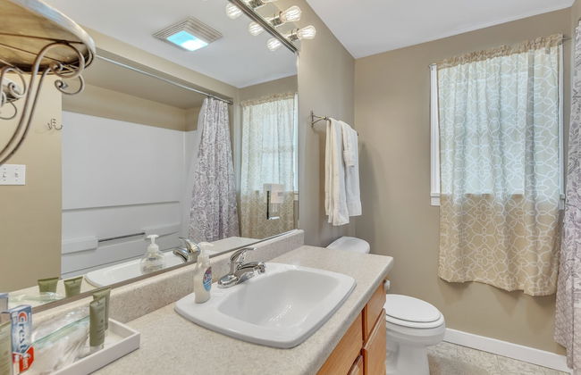 Downtown 2 Story Property 2 Bedroom Apts by RedAwning - Foto 13