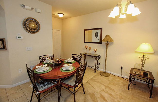 2633 Trafalgar Village - Photo 61