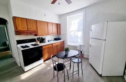1 Bedroom 1 Bath Apartment In Melrose Park - Foto 5