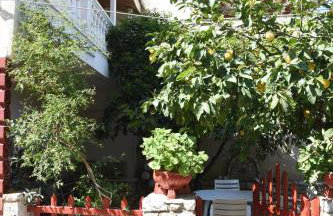 Kiveri Traditional Villa - Photo 8