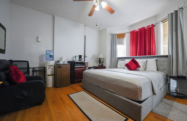 The Bergen Nest 2BR - Photo 9