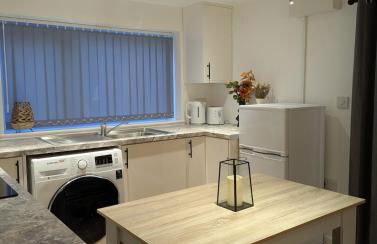 Newly Furnished Guest House Near City Centre - Foto 3