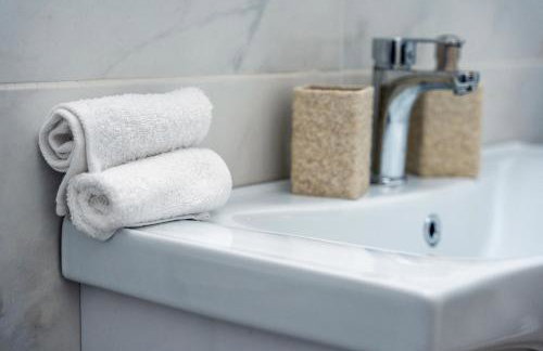 Γκαρσονιέρα 1 δίπλα στη θάλασσα! - Foto 13