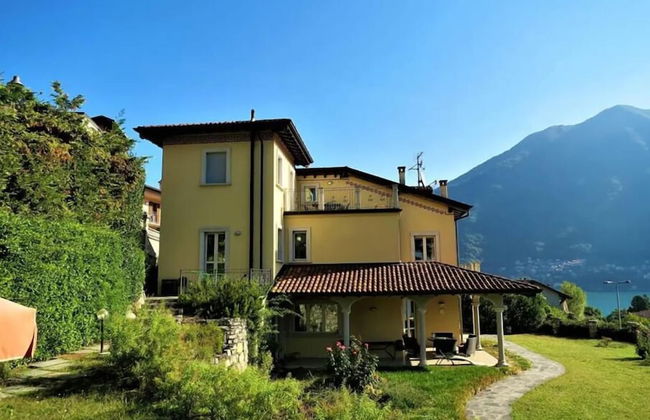 Villa Oliveto with Pool and Lake view - Photo 1