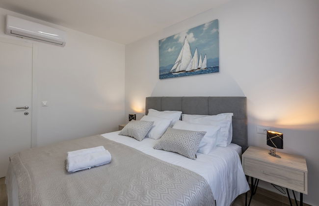 Scenic Kastel Luksic Apartments - Foto 1