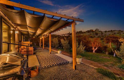 Avocado Akres Awaits Near Monserate Winery - Foto 13