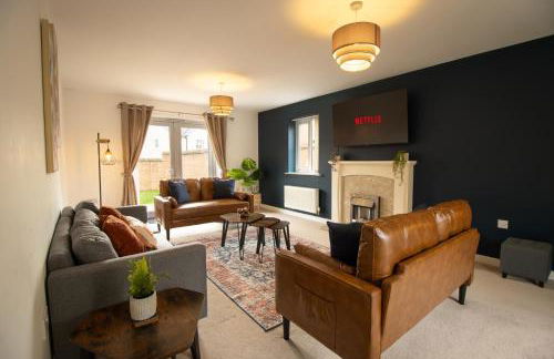 5 Bedroom House - Sleeps 10 - Parking - Trowbridge - Foto 6