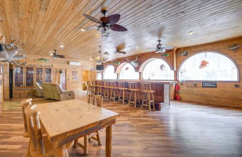 Salmon Vacation Rental with On-Site River Access! - Foto 2