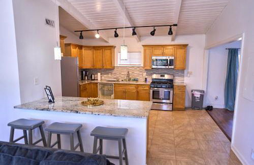 Bright & Comfy 5 star Location Large Deck Oasis - Foto 32