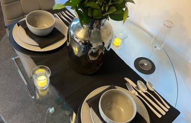 Lux Style Homes -1 BED APARTMENT close to City Centre - Free WIFI - Free Parking - Smart TV - Full Kitchen - Self Check In - Foto 29