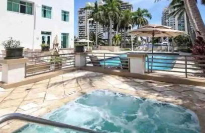 Modern Condo by the Beach, Water Taxi Stop, Prime Location! - Foto 24