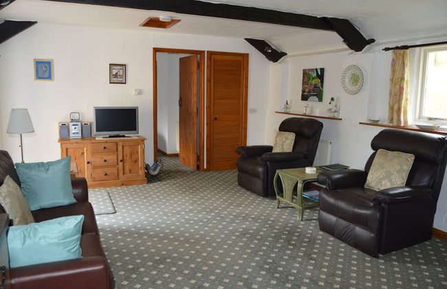 Windbury Cottage - Photo 7