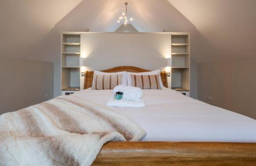 5BDR Luxe Villa By Torr Property Group Short Lets & Serviced Accommodation With Free Parking & River View Stratford-Upon-Avon - Foto 61