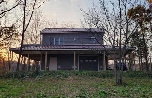 Modern, bright & calm 1 BR / 1 bath farm retreat - Photo 9