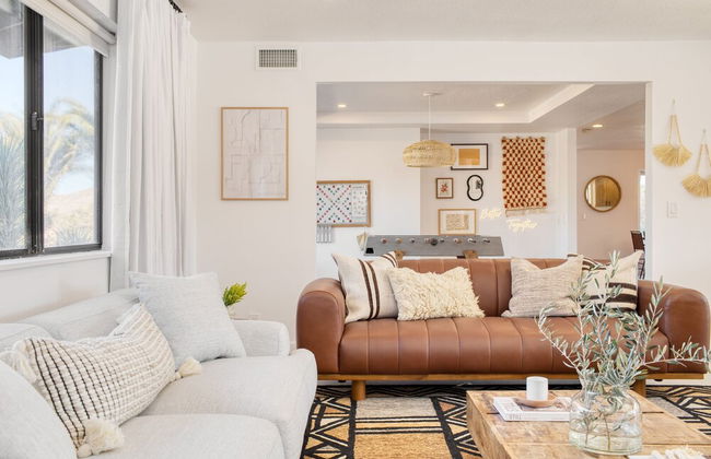 Lava Rocks by Avantstay Gorgeous Desert Haven w Pool Hot Tub Fire Pit Ping Pong - Foto 8