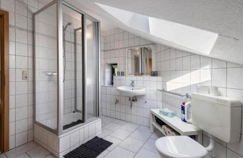 Ferienwohnung Thomée - Ruhig gelegen, ideal für Monteure und Erholungssuchende - Foto 2