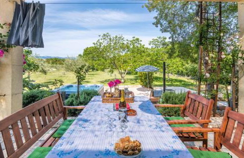 Amazing Home In Ostrobradic - Foto 14