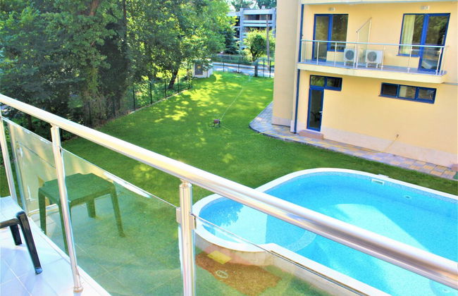 Solei Apartments - Photo 74