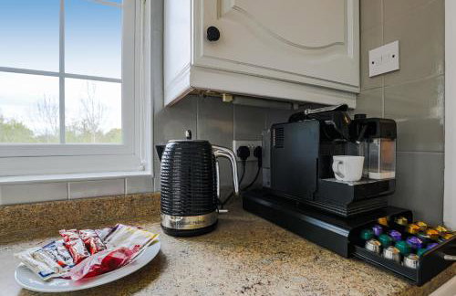 Modern 3 Bedroom Bungalow with Style & Comfort in Leicestershire - Photo 36