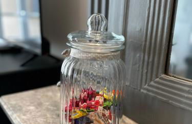 3 pièces neuf au cœur de Grasse - tout à pied - Wi-Fi & parking - Foto 12