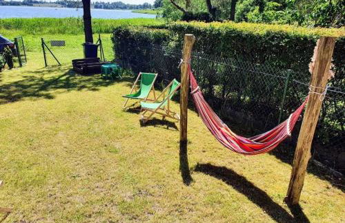 Domek nad jeziorem przy lini brzegowej Górowychy, Pomorze - Foto 8