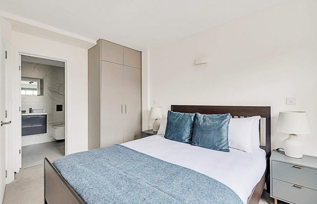 Sunny 2-bed Gem in Chiswick - Foto 3