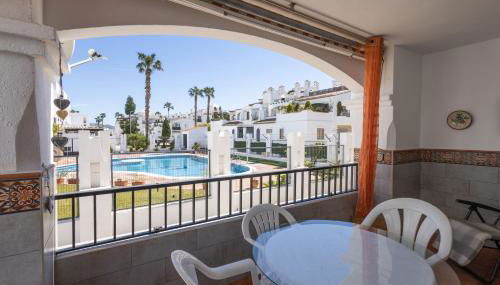 Piso de playa con piscinas - Foto 4