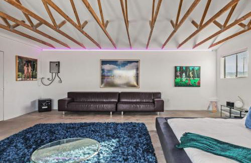 Grow House by Fieldtrip - Remote Lux 100ft Pool - Foto 66