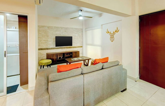 Beautiful Condo With Pool and Close to the Beach - Foto 11