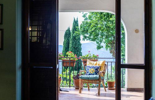 Elegante villa panoramica con giardino e idromassaggio a 10 minuti dal mare - Foto 59