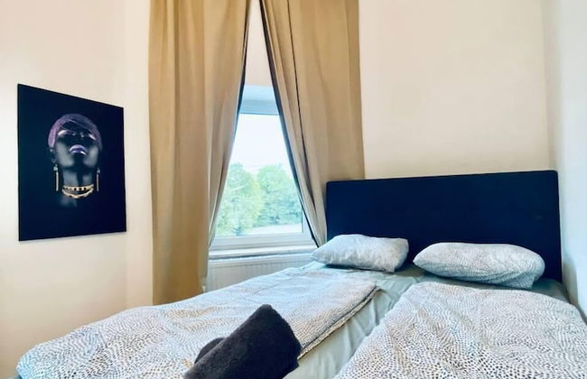 Spacious 4 BR Apt Perfect for Groups - Foto 20