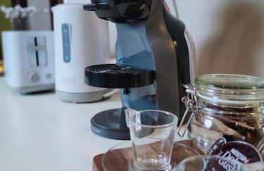 Elegant Smart Suite - Photo 16