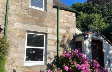 Cosy Romantic Cottage, Pitlochry - Foto 1