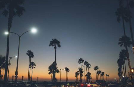 Awesome 3BR 2BTH 1 Block To Beach C2 - Photo 35