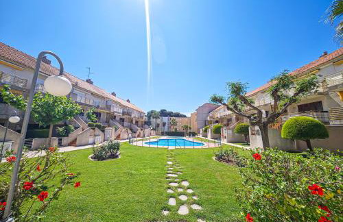 LITORAL COSTA DORADA - TRES CARABELAS Only families - Photo 29