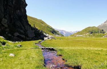 Joli cocon au pied des montagnes - Foto 13