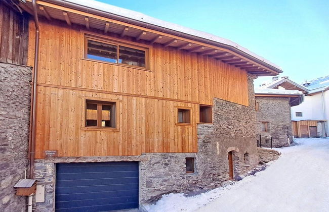 Cosy Chalet in Village of Les Allues - Foto 1